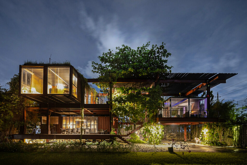 Rustic Retreat – Escape Den