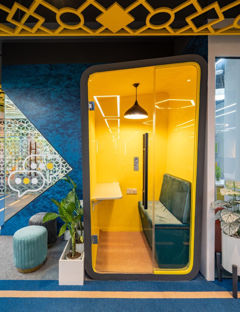 A Vivid Expression of Workplace Energy