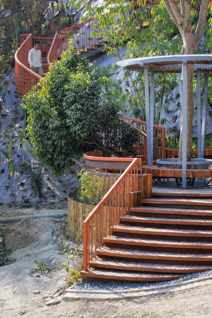 The Ascent 32 The Ascent