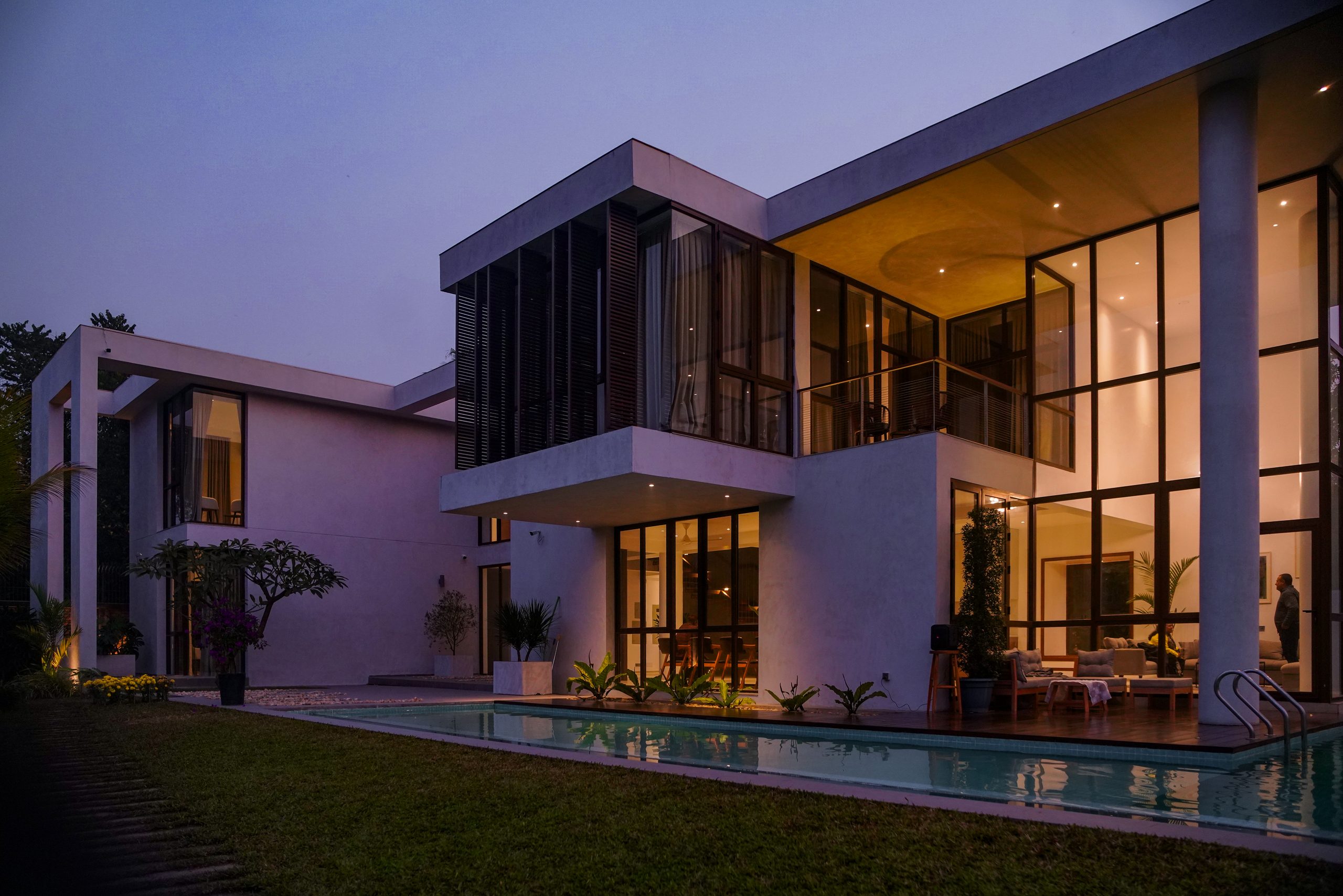 Weekend House